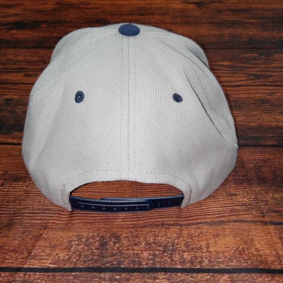 Notre Dame Fighting Irish Top of the World Embroidered Wool Blend Snap Back Gray - Picture 3 of 7